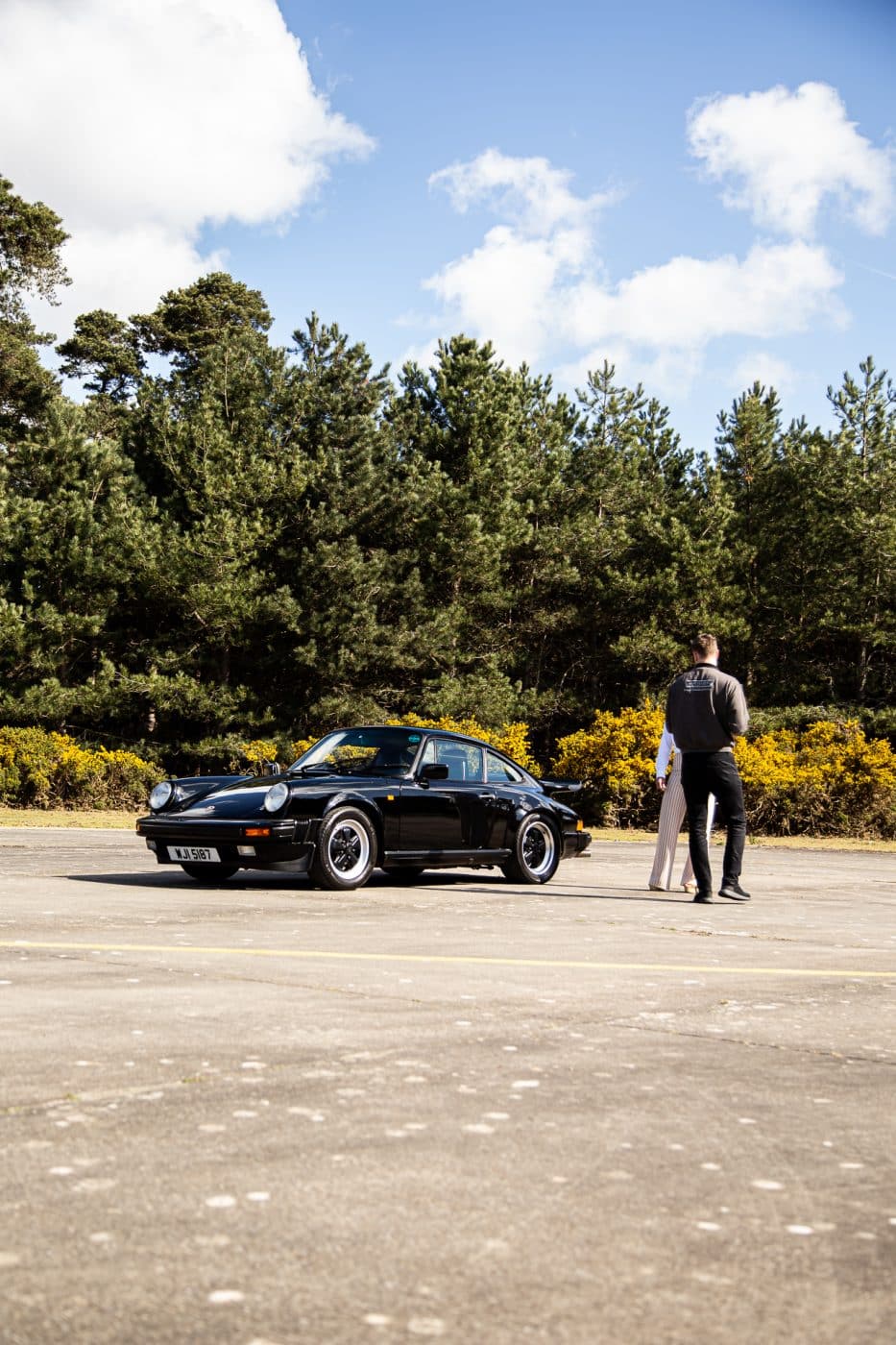 260422 1985 Porsche 911 BTS Photos 19 1