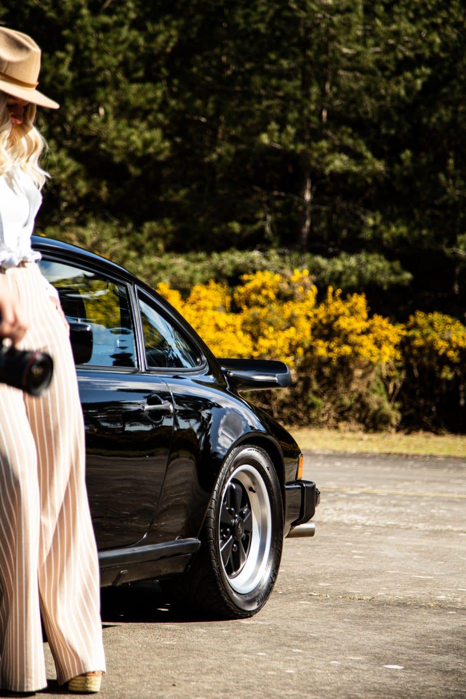 260422 1985 Porsche 911 BTS Photos 27 1
