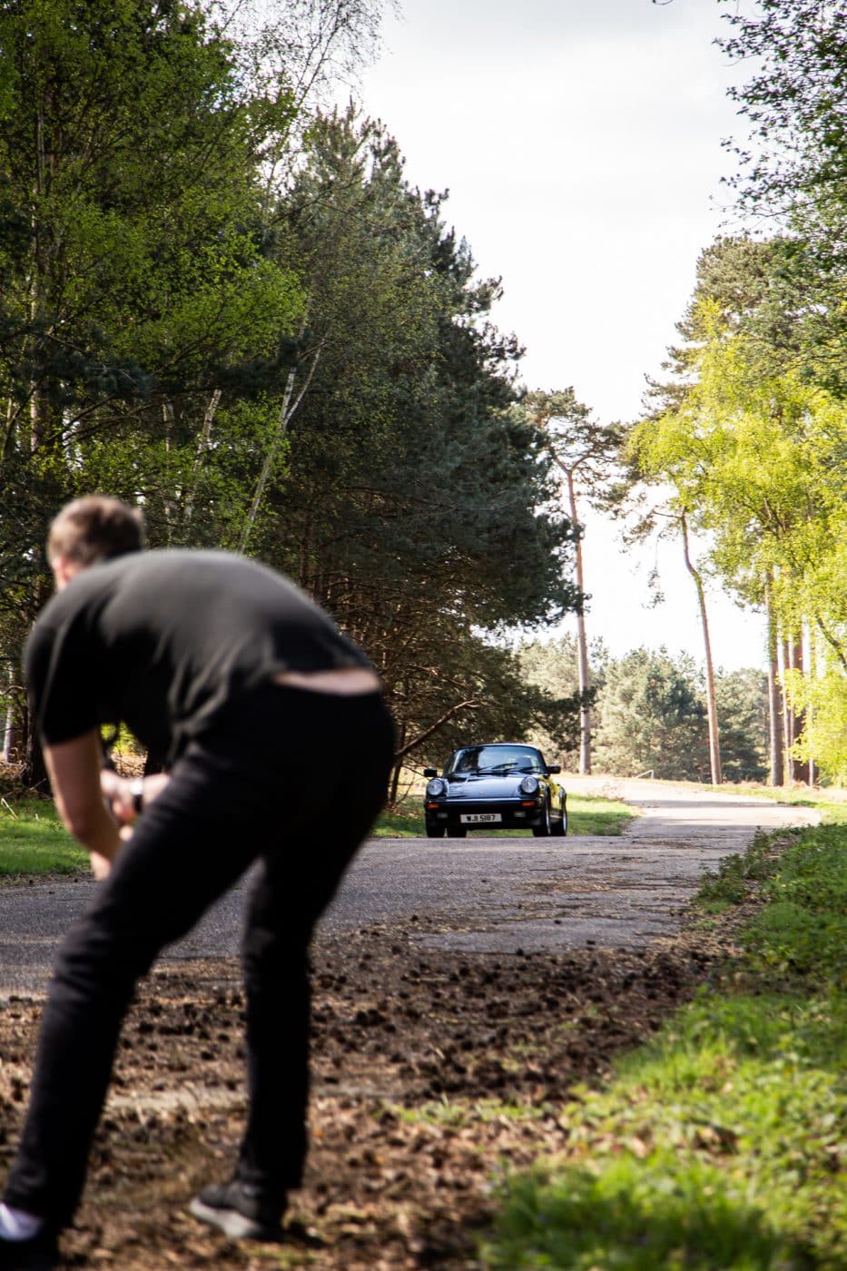 260422 1985 Porsche 911 BTS Photos 32 1