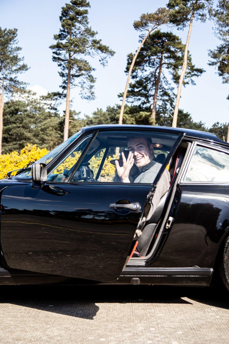 260422 1985 Porsche 911 BTS Photos 7 1