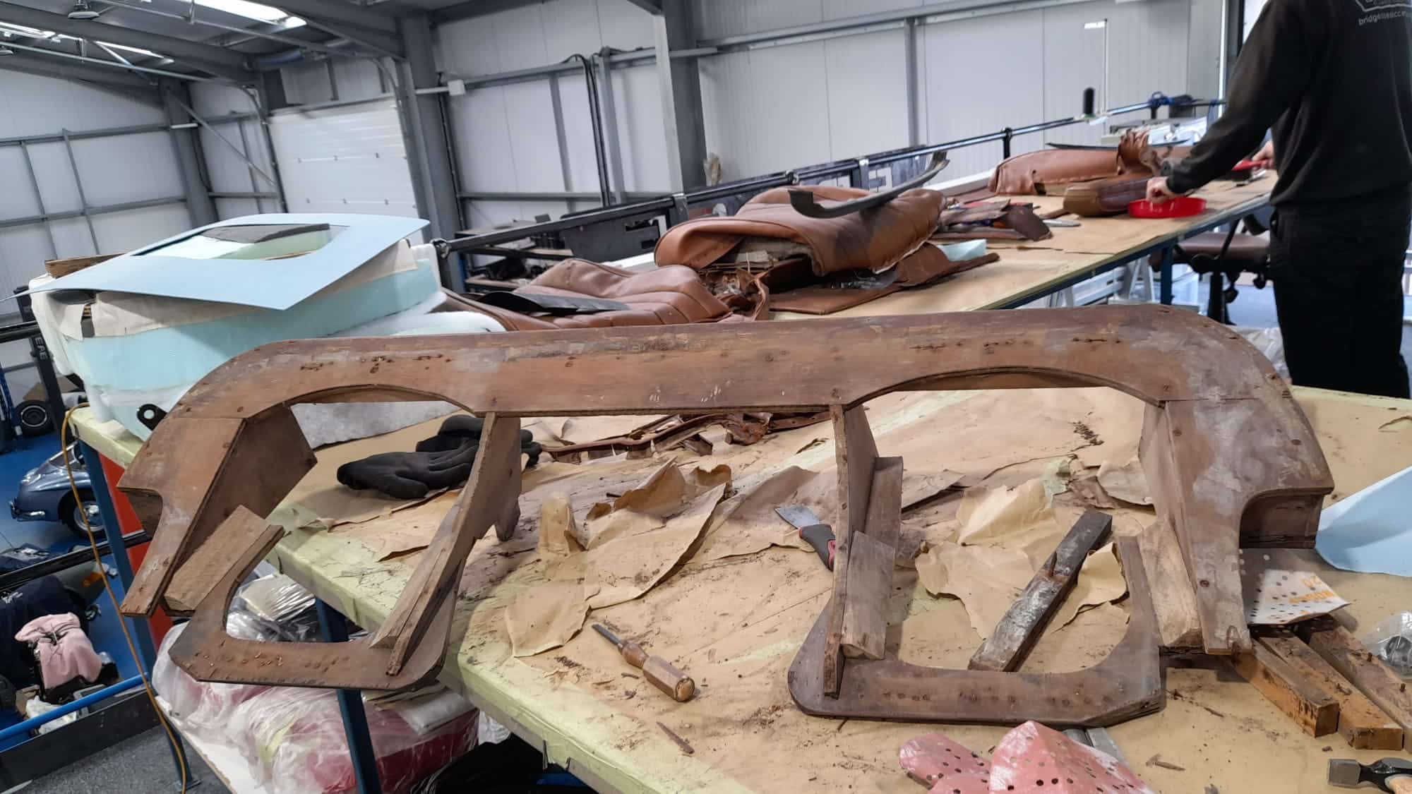 270522 1954 Bristol 405 Rear Seat Base Stripdown 27 1