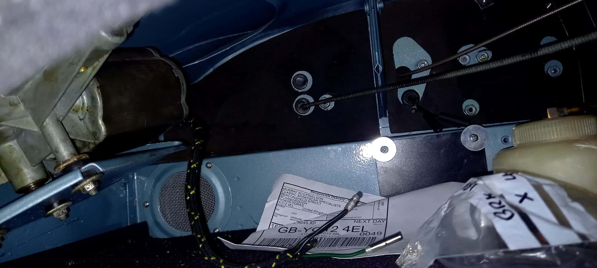 100622 1961 Austin Healey 3000 Recon Wiper Motor Install 6 1