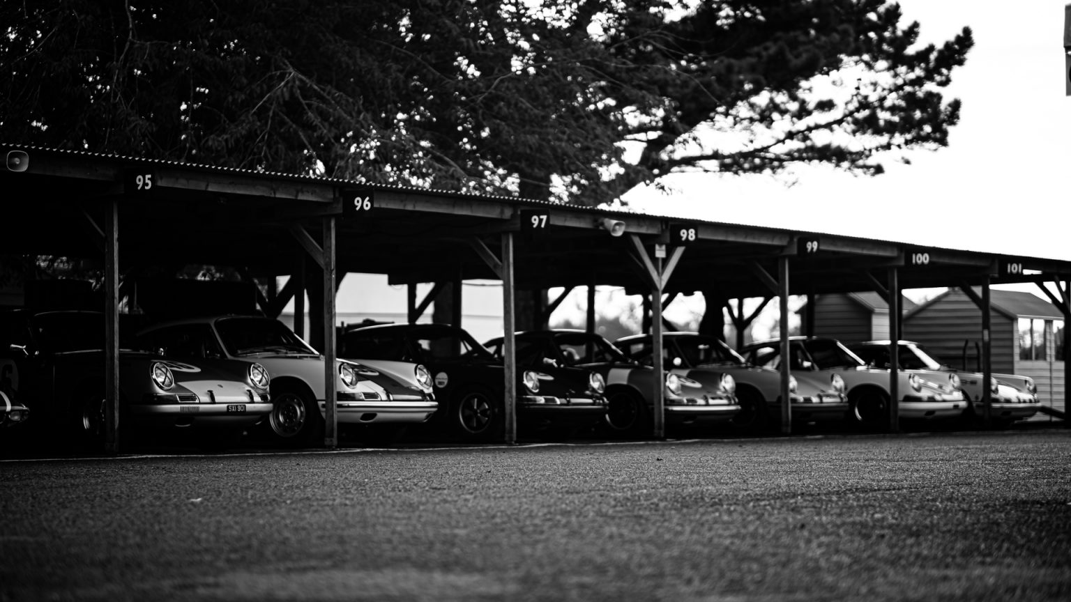 Classics on the Green Friston, Suffolk Bridge Classic Cars