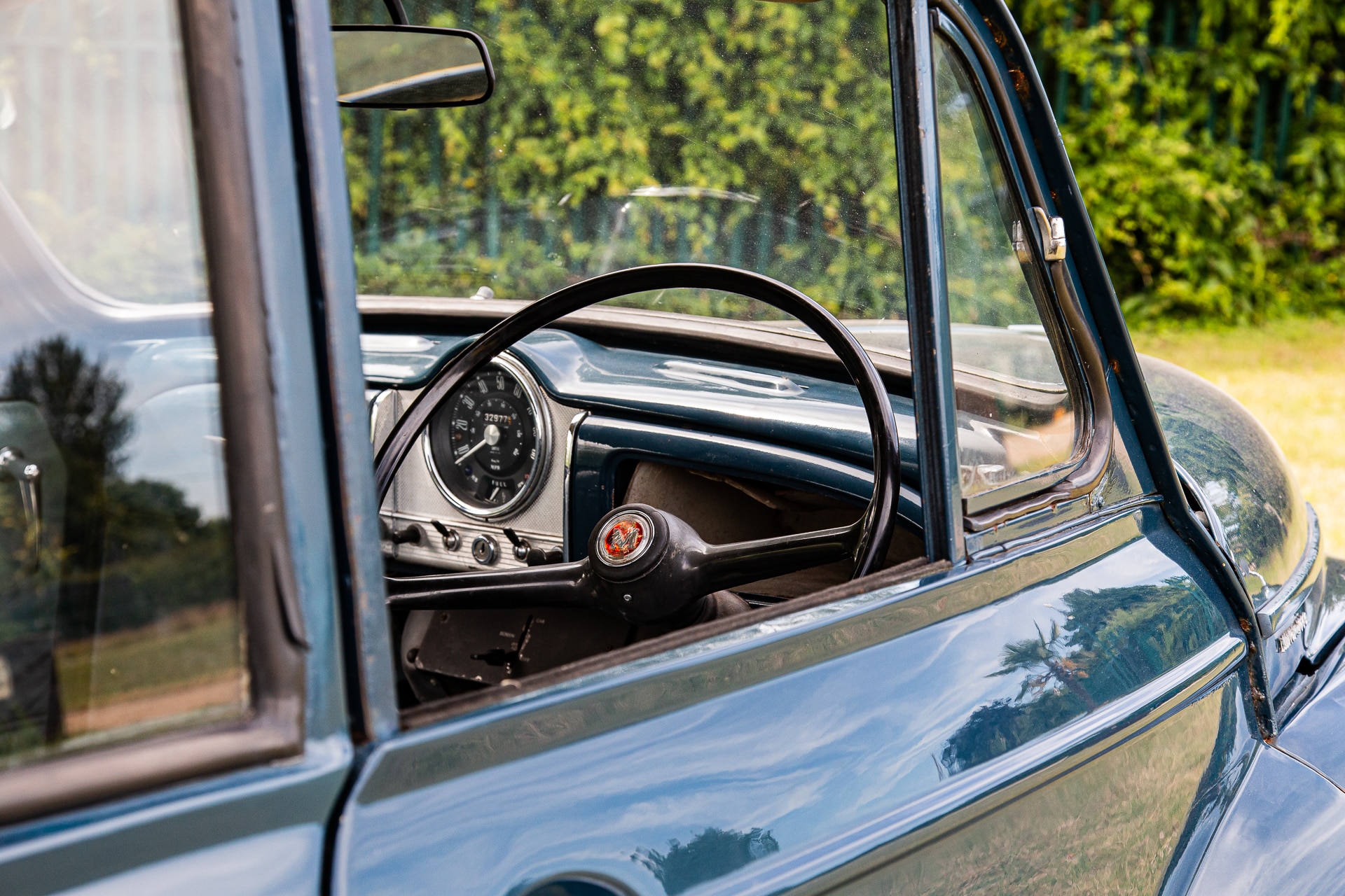 210622 1969 Morris Minor 1000 Sales Photos 8 1