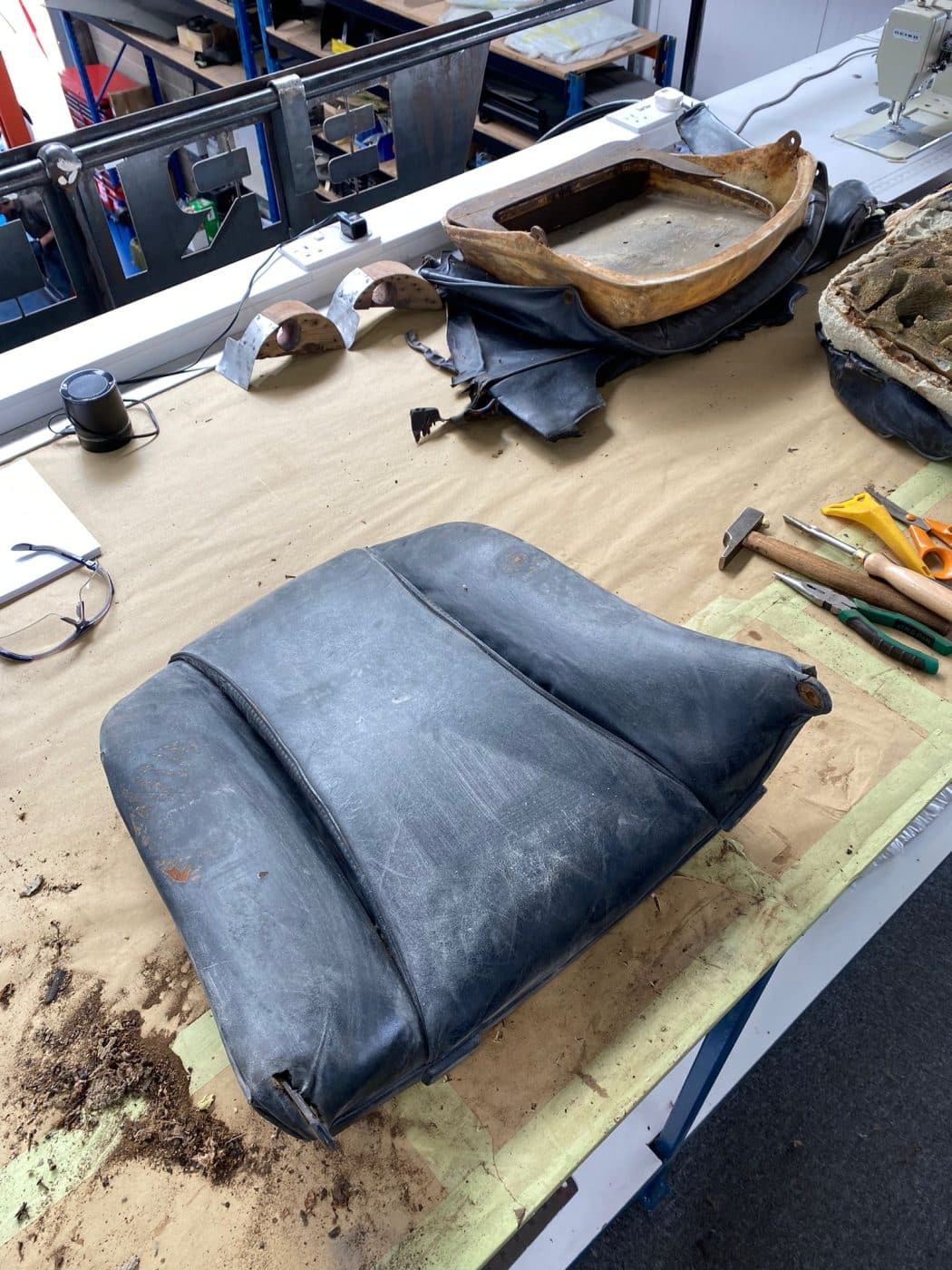 010722 1958 Jensen 541R Seat Stripdown 23 1