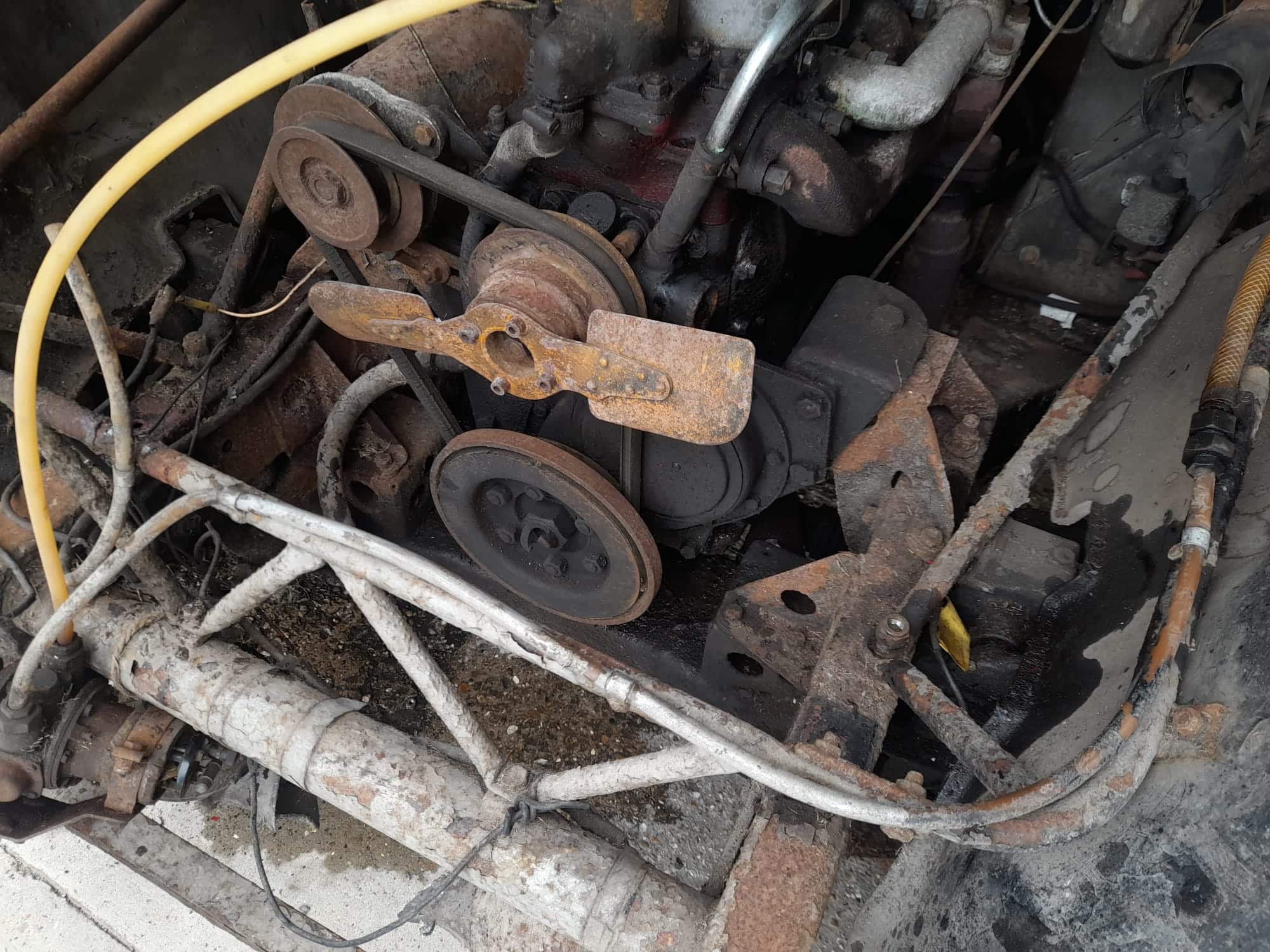 010722 1959 Jensen 541R Teardown 13 1