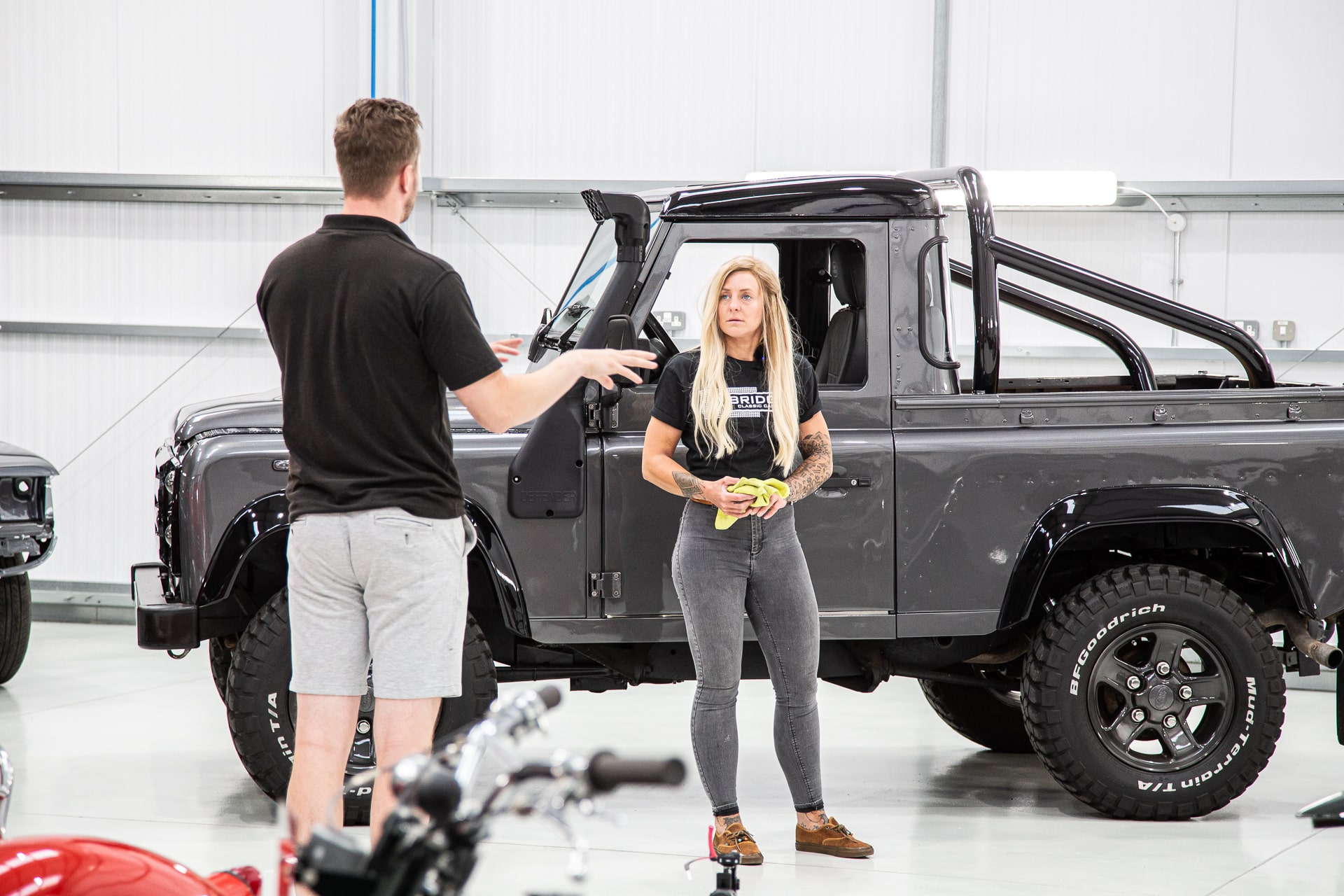 050722 1993 Land Rover Defender Live Draw 14 1