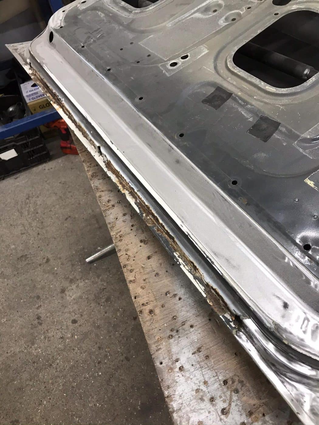 060722 1986 Daimler DS420 Rust Repairs Begin 22 1