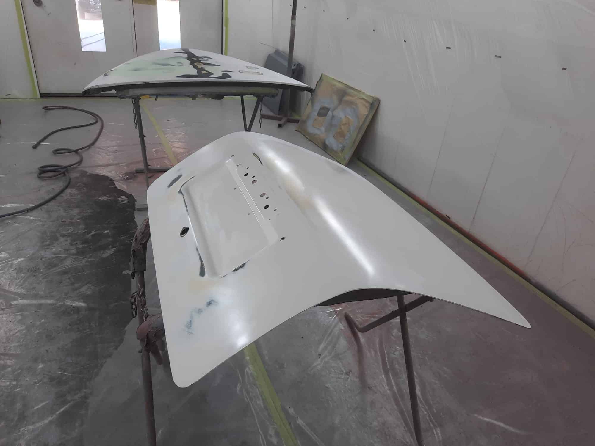 220722 1986 Daimler DS420 Boot and Bonnet in Primer and Polyfan 1