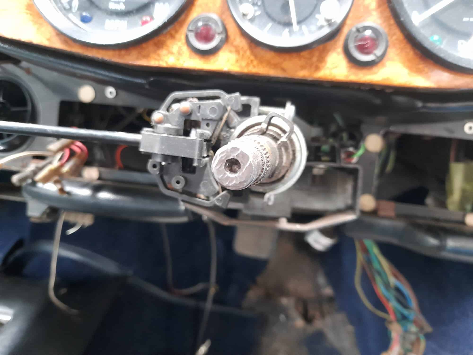 260722 1971 Bristol 411 Interior Wiring Removal 14 1