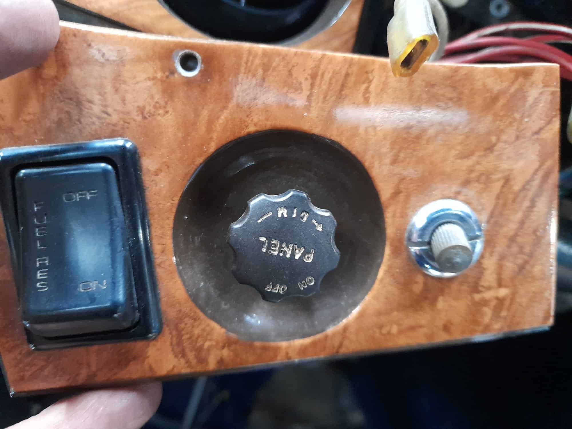 260722 1971 Bristol 411 Interior Wiring Removal 4 1