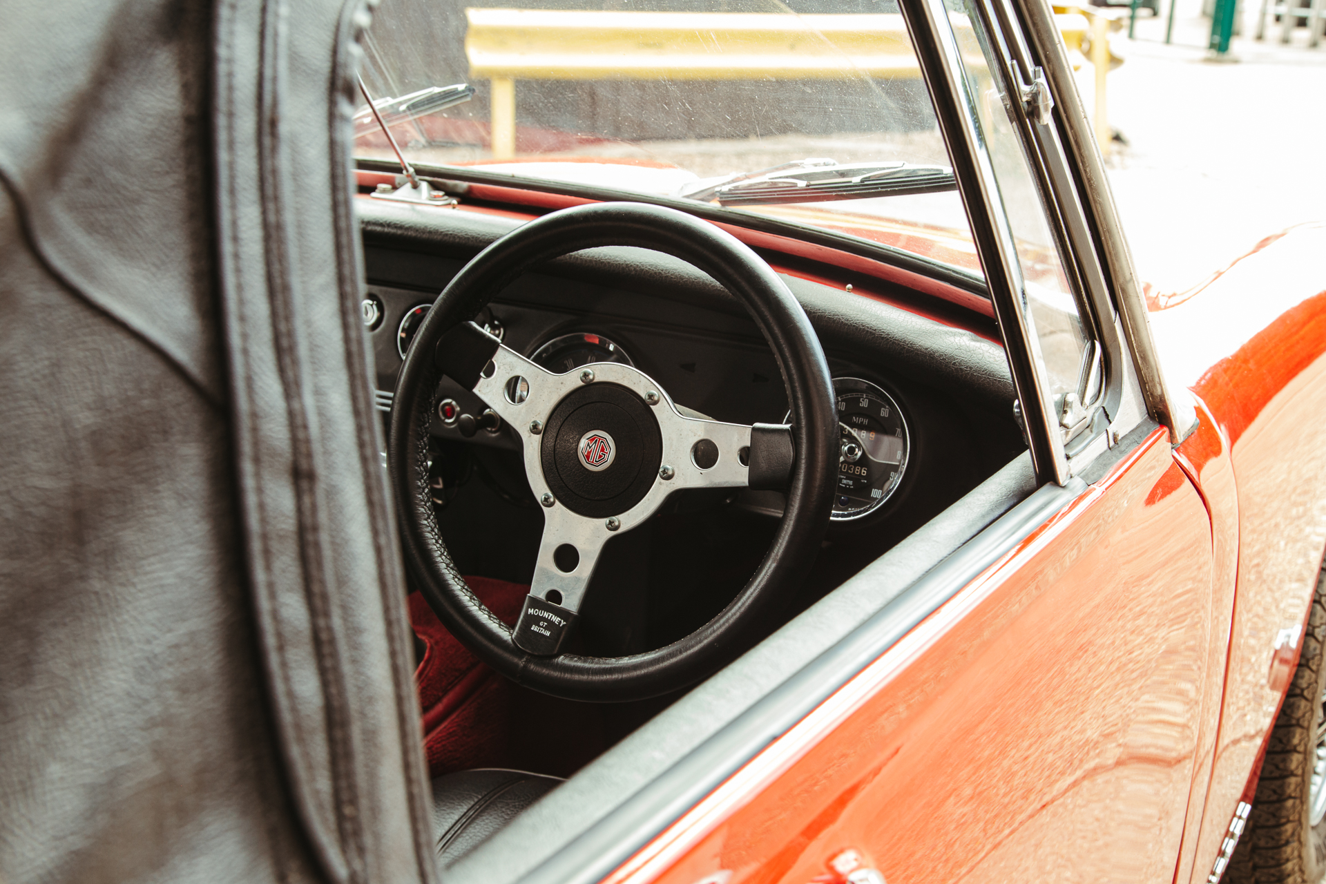 020822 1972 MG Midget Arrival 7 1