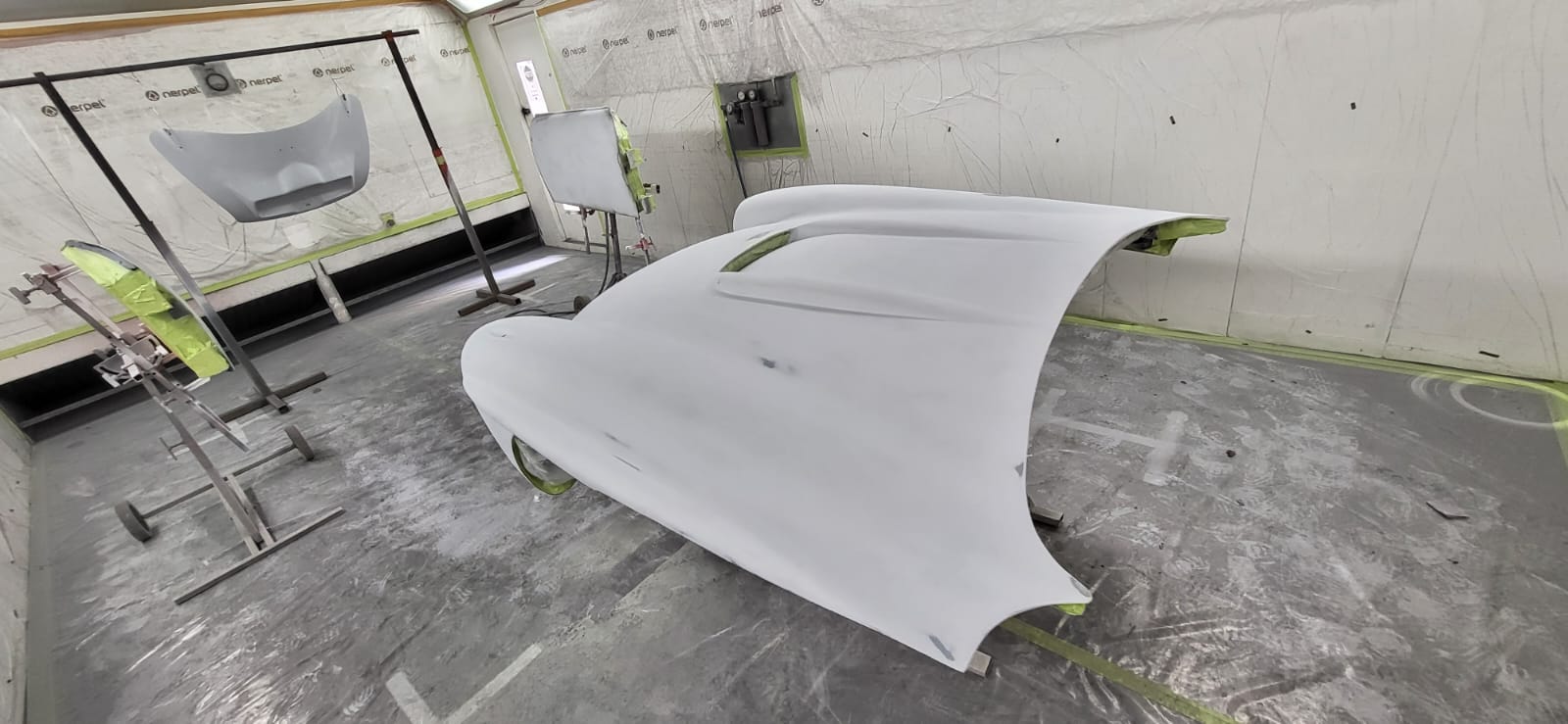 090822 1958 Jensen 541R Final Sanding and Primer 3 1