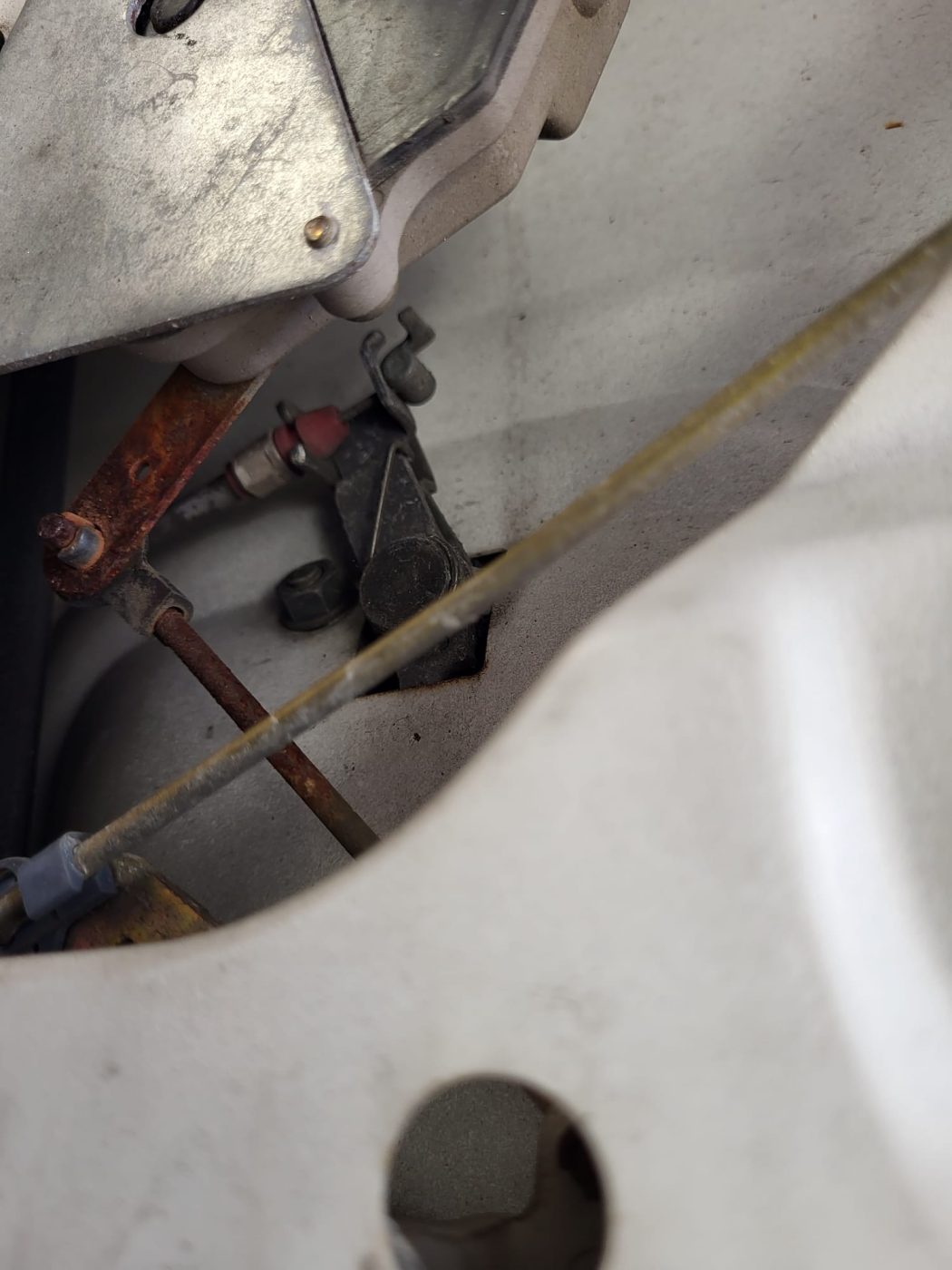160822 2005 Suzuki Everyvan Adjustments and Strip Down 13 1