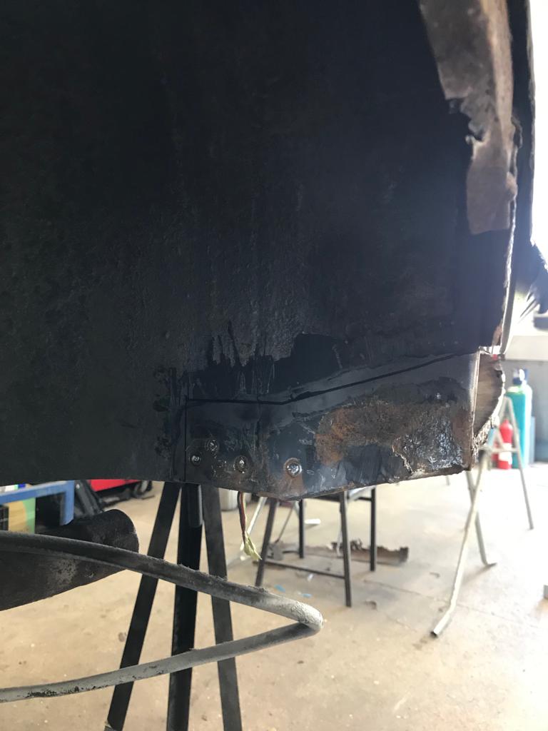 170822 1986 Daimler DS420 Rear Sills 5 1