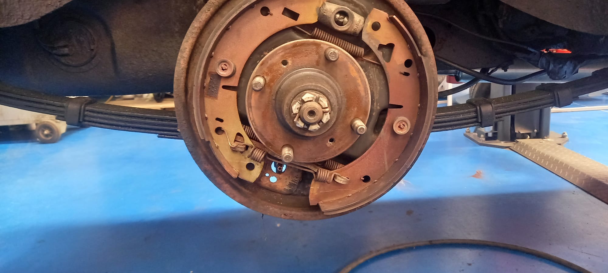 1971 MG B Roadster Brake Master Cylinder Calipers Track Rod End Steering Straighened Wheel Cylinders and Service 8 1