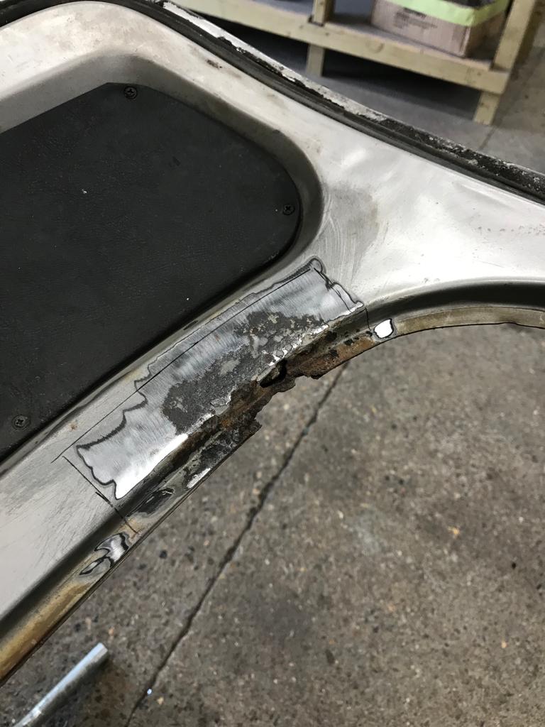 070922 1981 MG B GT LE Decklid and Headlight Bucket Repair 4 1