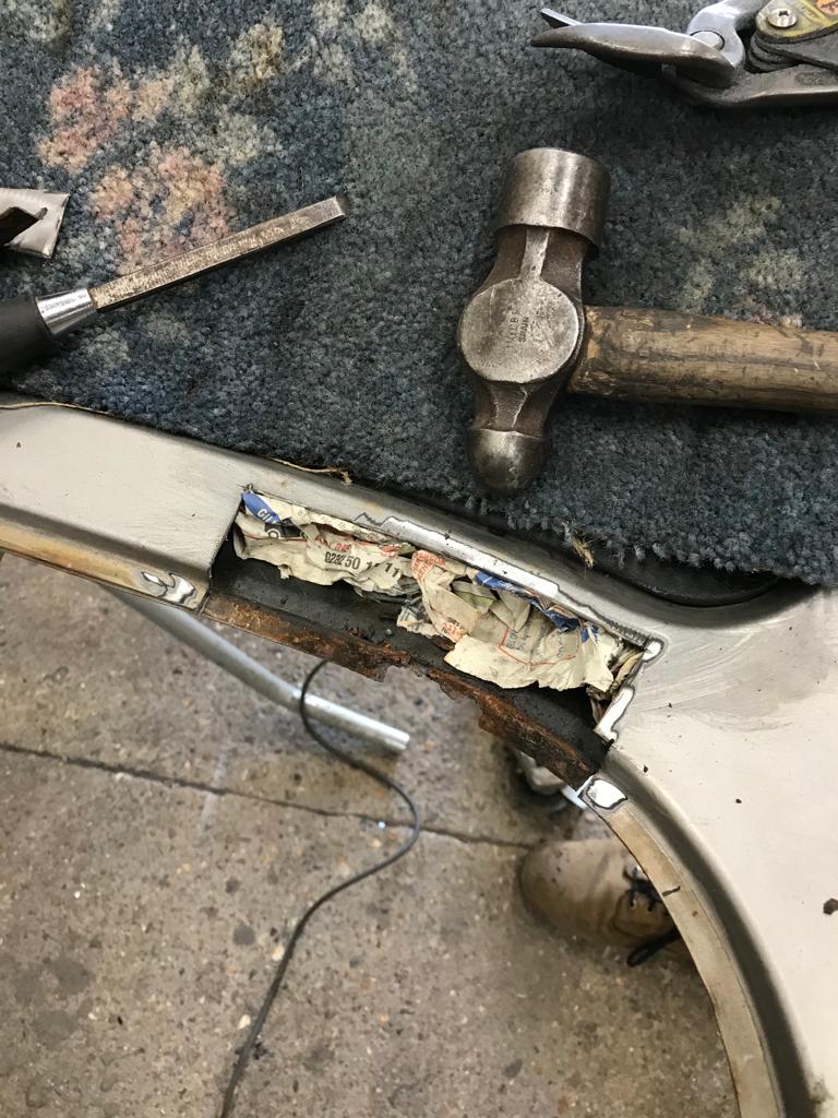 070922 1981 MG B GT LE Decklid and Headlight Bucket Repair 5 1