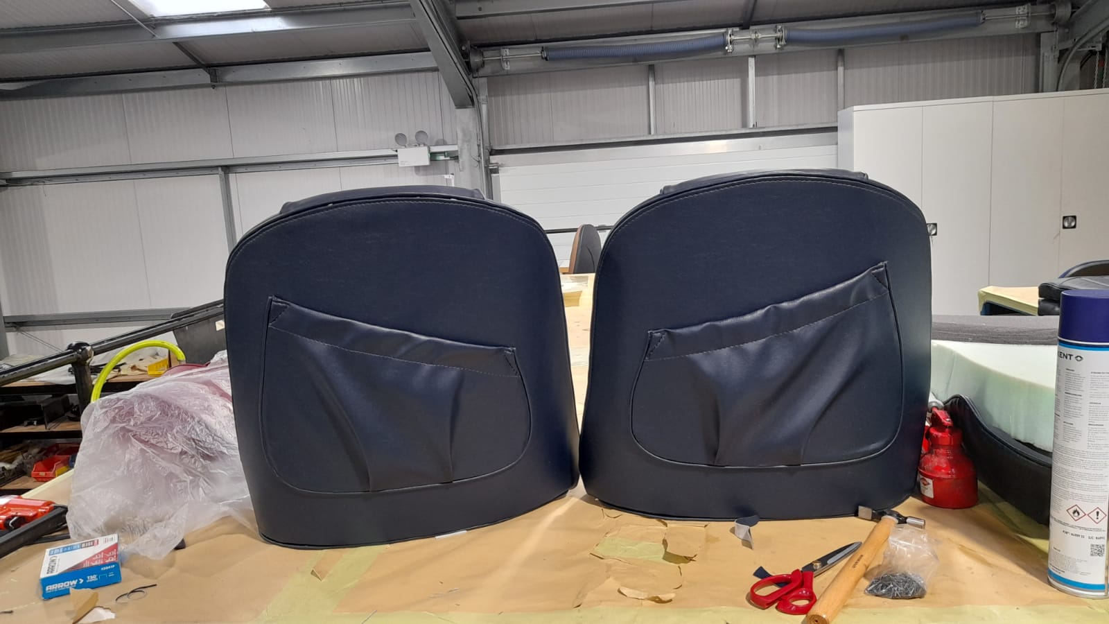 090922 1958 Jensen 541R Rear Fluted Seat Bases and Front Seat Pockets 12 1
