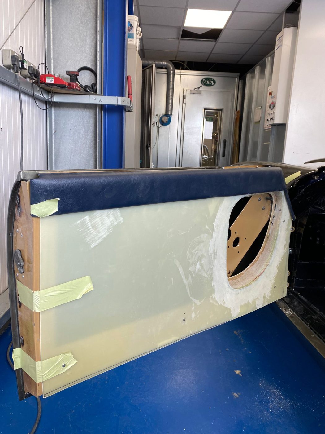 130922 1958 Jensen 541R Fibreglass door panels 4 1
