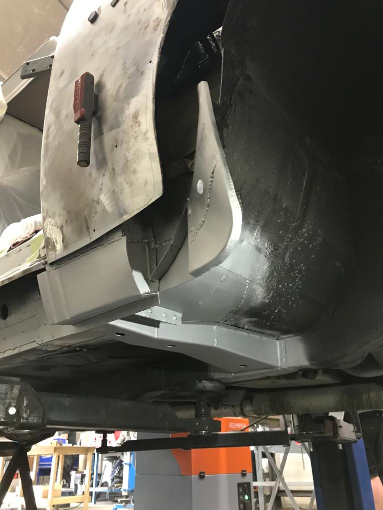 140922 Daimler DS420 Bodywork Fabrication 11 1