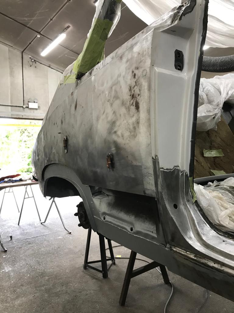 160922 Daimler DS420 Bodywork 2 1