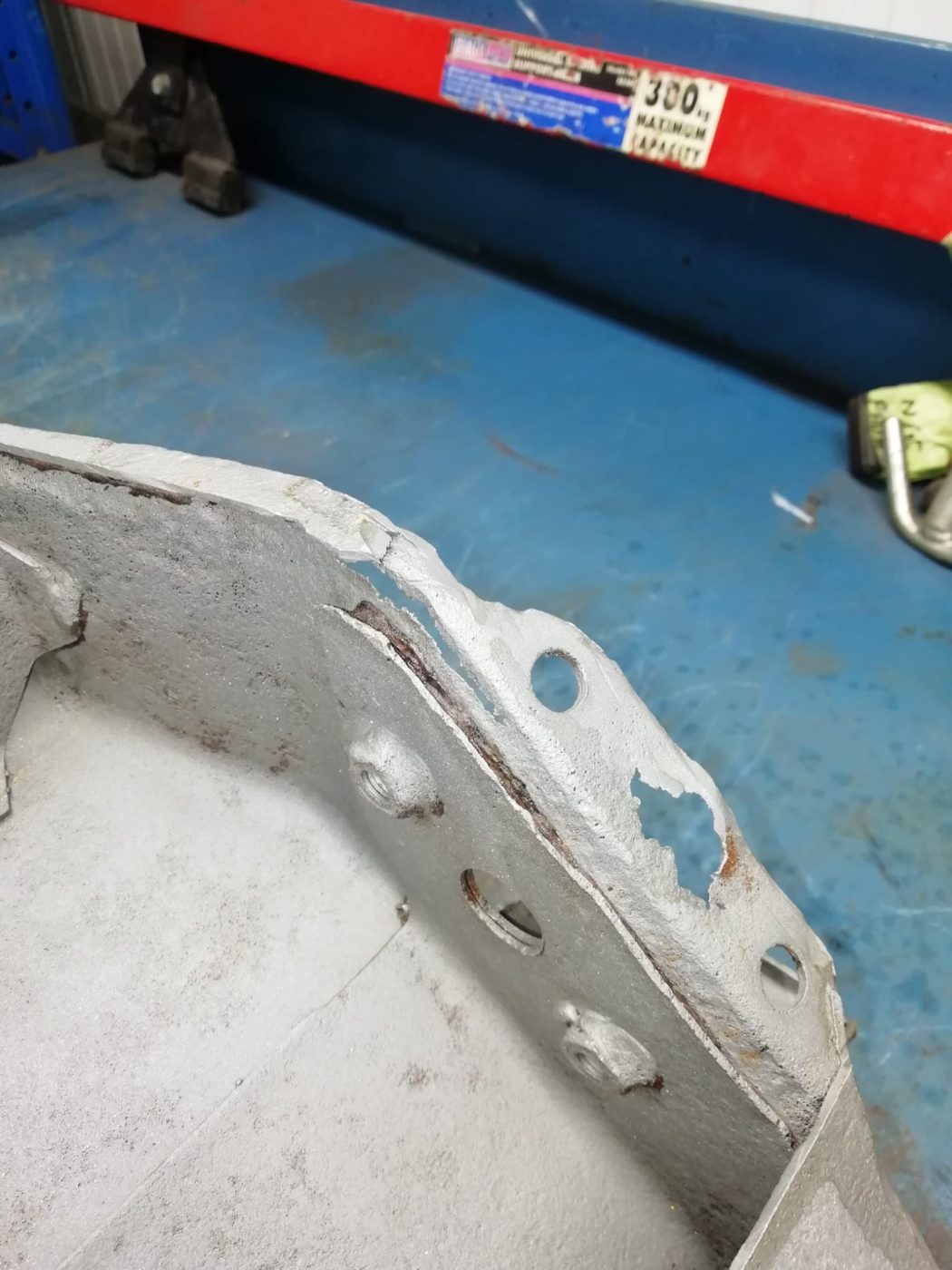 220922 1955 Jensen 541 EX9090 subframe being repaired 7 1