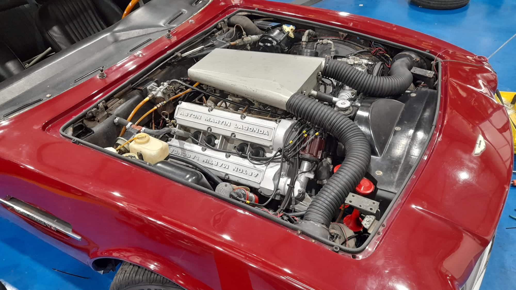 1976 Aston Martin AMV8 engine