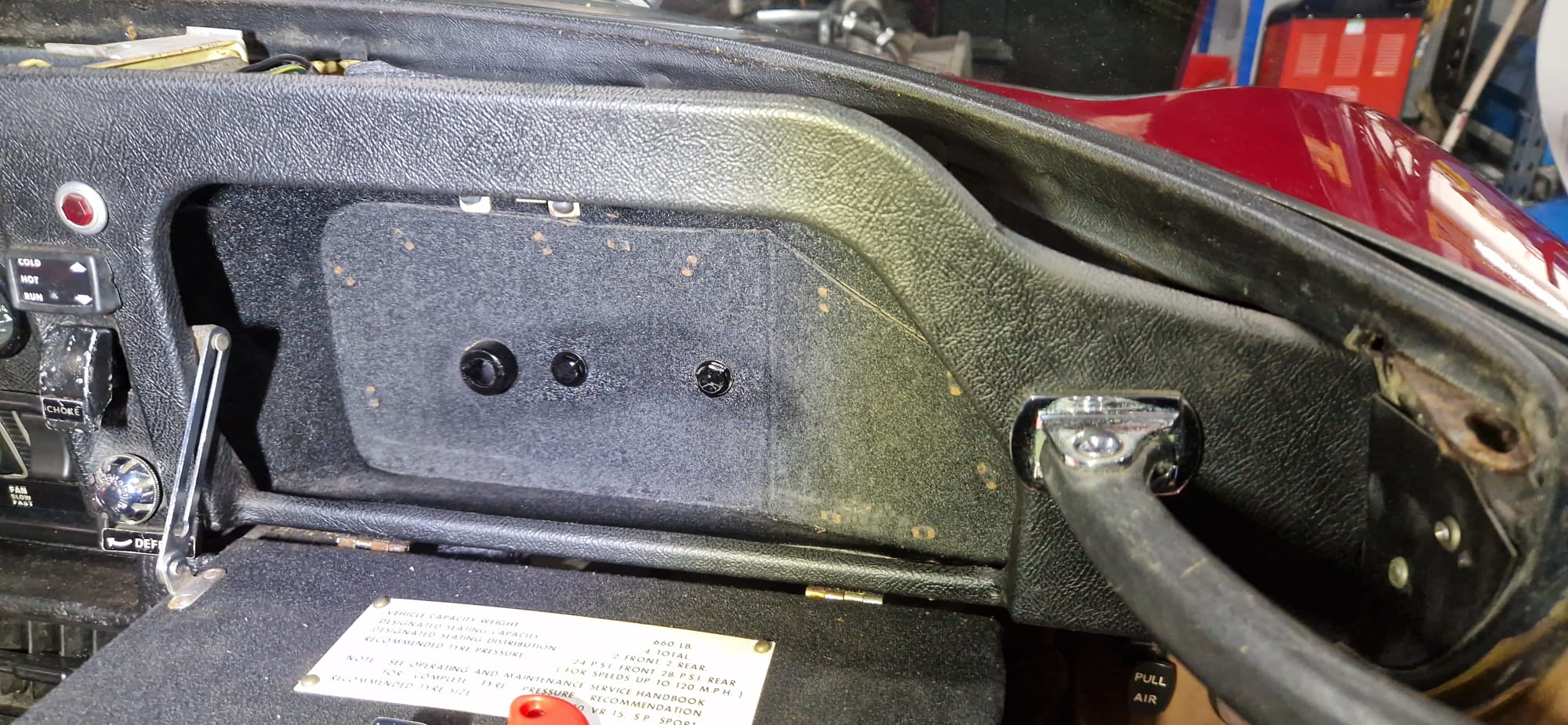 12122022 1972 Jaguar E Type Battery Isolator 19 1