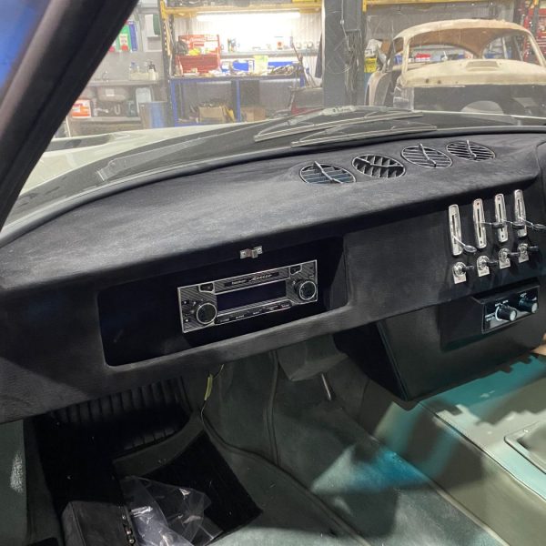 1979 Arrow Ferrari Daytona Glovebox Radio 