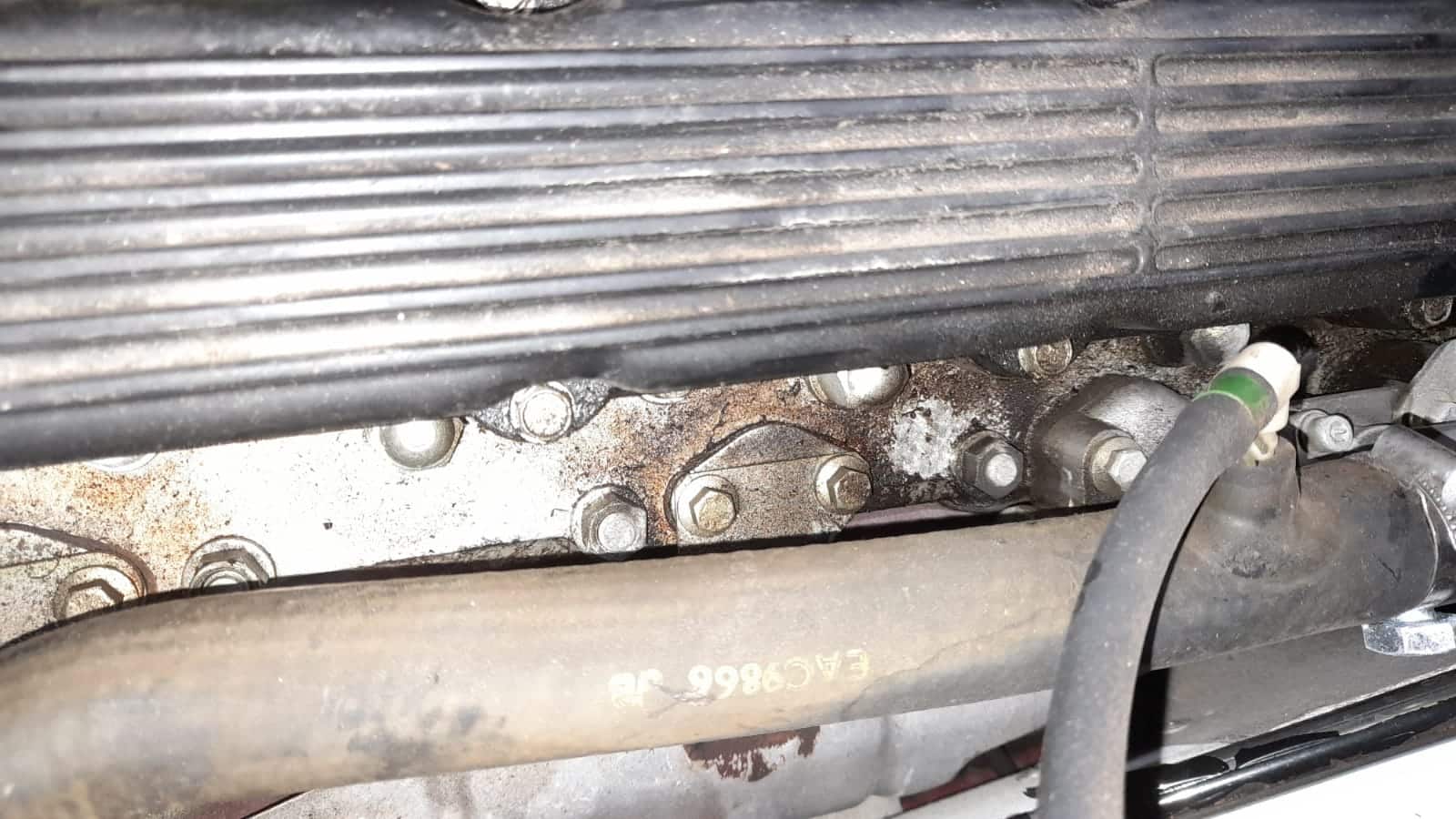 12122022 1988 Jaguar XJS Convertible Rocker Cover Gasket 16 1