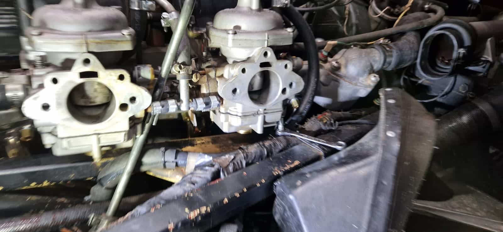 19122022 1972 Jaguar E Type V12 Series 3 Reassembly Carbs Exhaust Blow Needle Valves 4 1