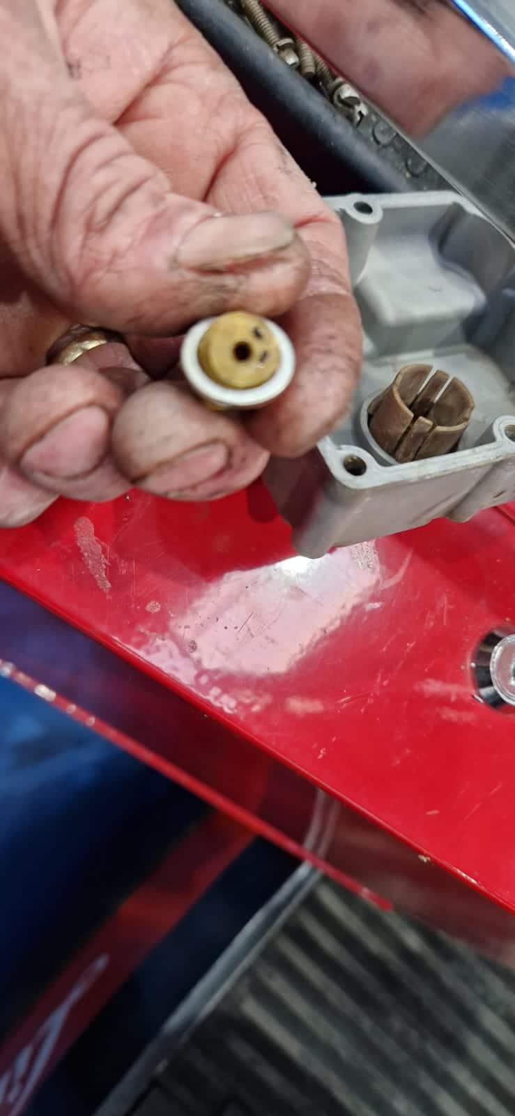 19122022 1972 Jaguar E Type V12 Series 3 Reassembly Carbs Exhaust Blow Needle Valves 6 1