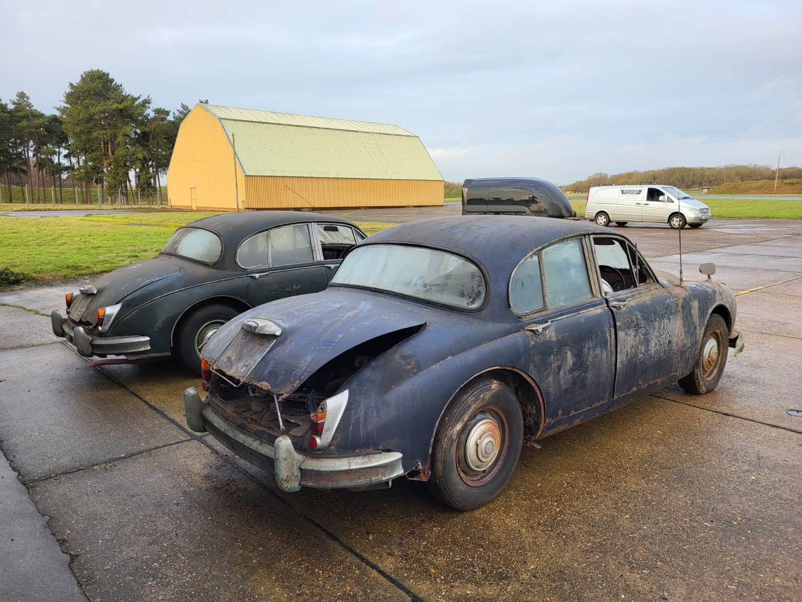 22122022 1964 Daimler V8 250 8 1