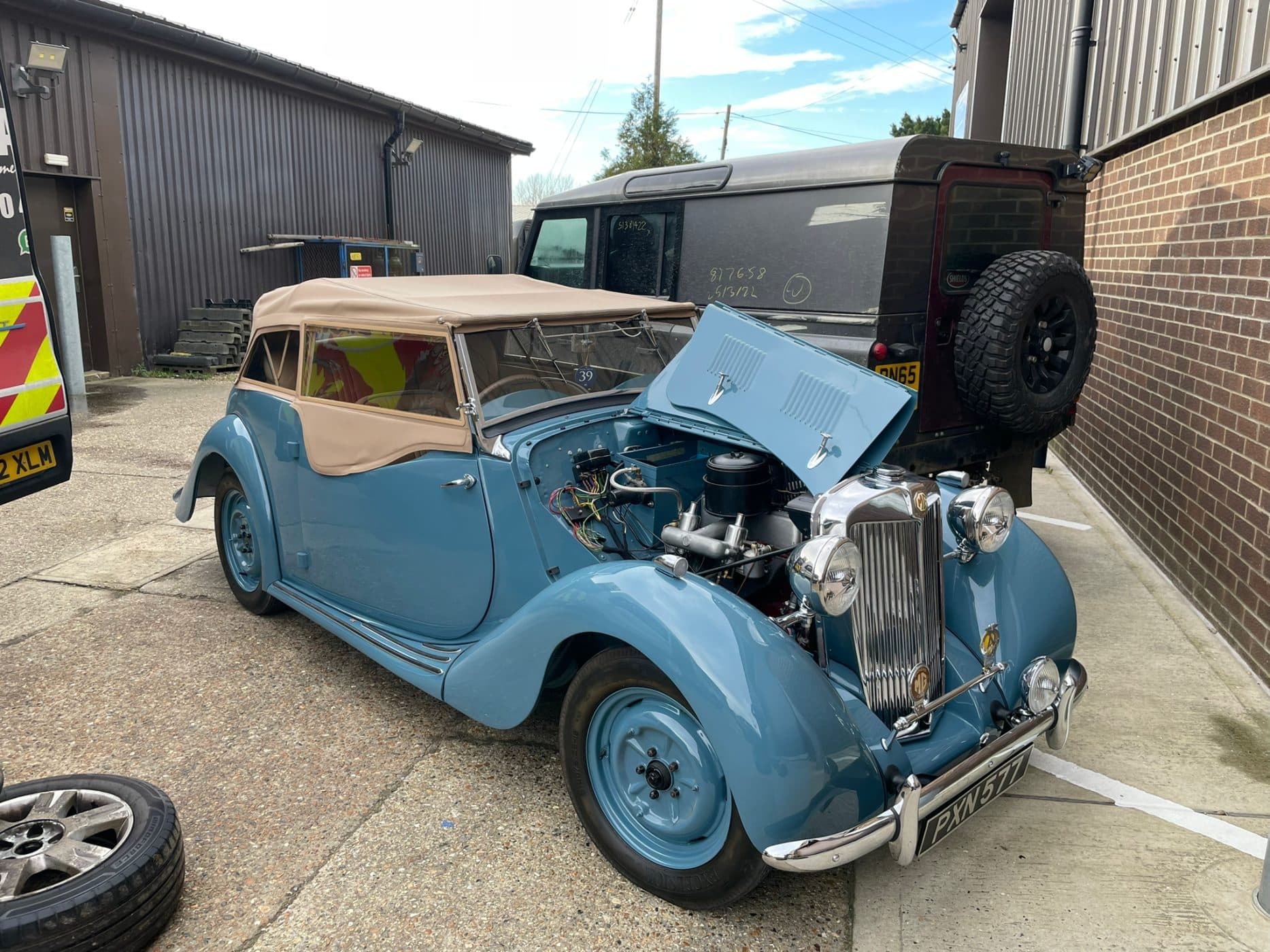 23012023 1949 MG YT Service 1 1