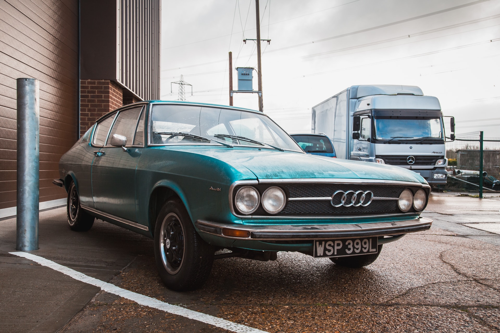 Audi 100 coupe S Arriving 12 1