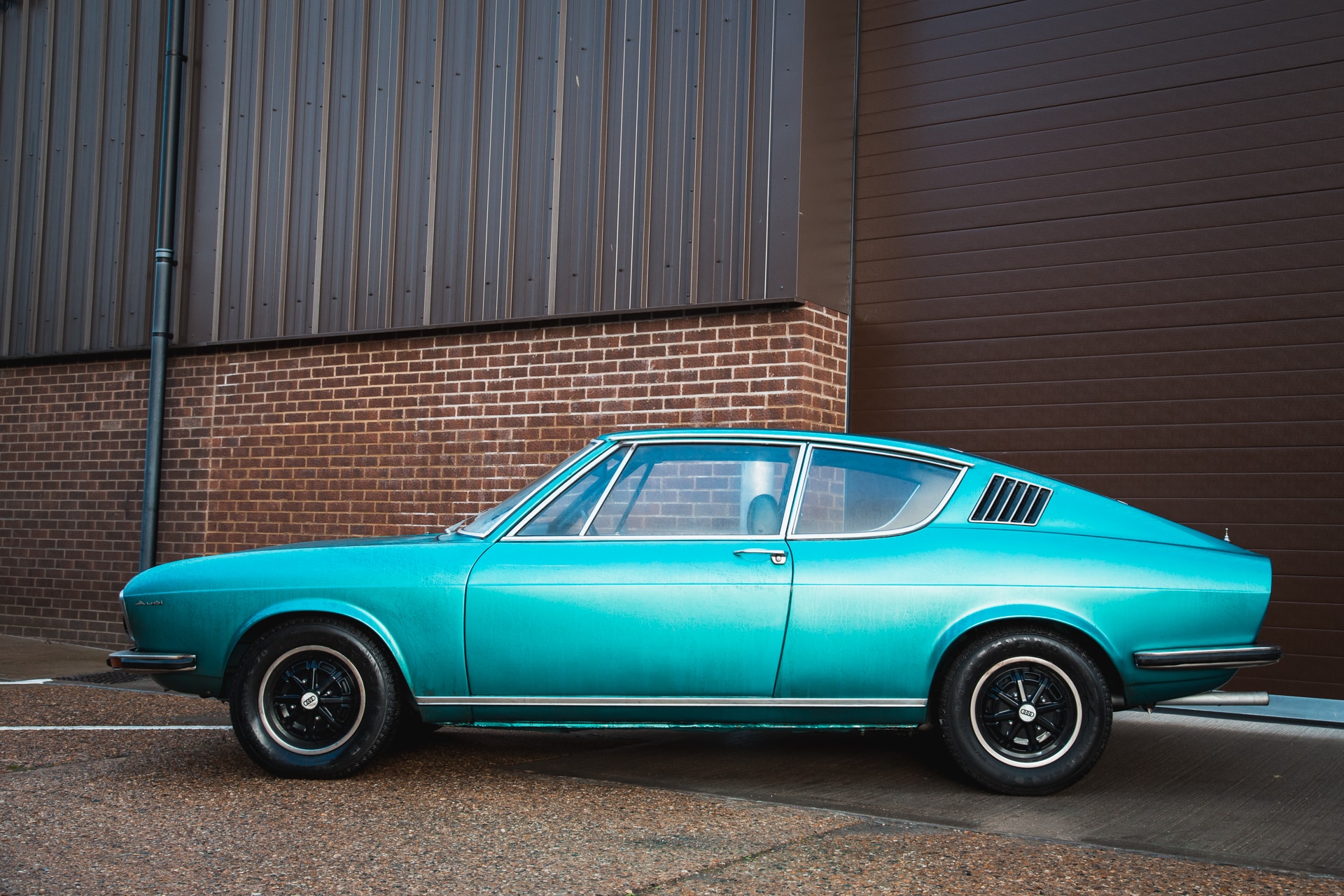 Audi 100 coupe S Arriving 18 1