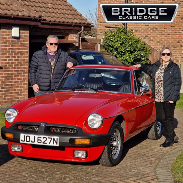 1975 MGB GT V8