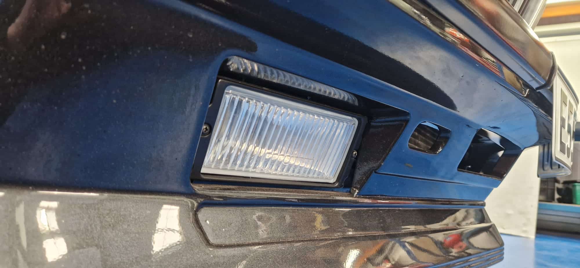 06022023 1987 BMW 635 CSI Fog Lights 3 1