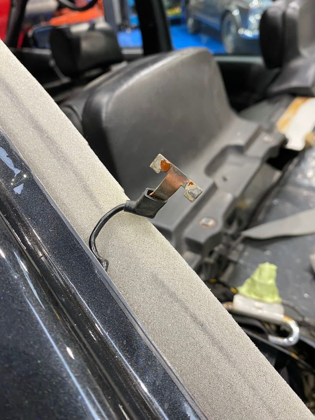 20022023 1987 BMW 635 CSI New Headliner 31 1