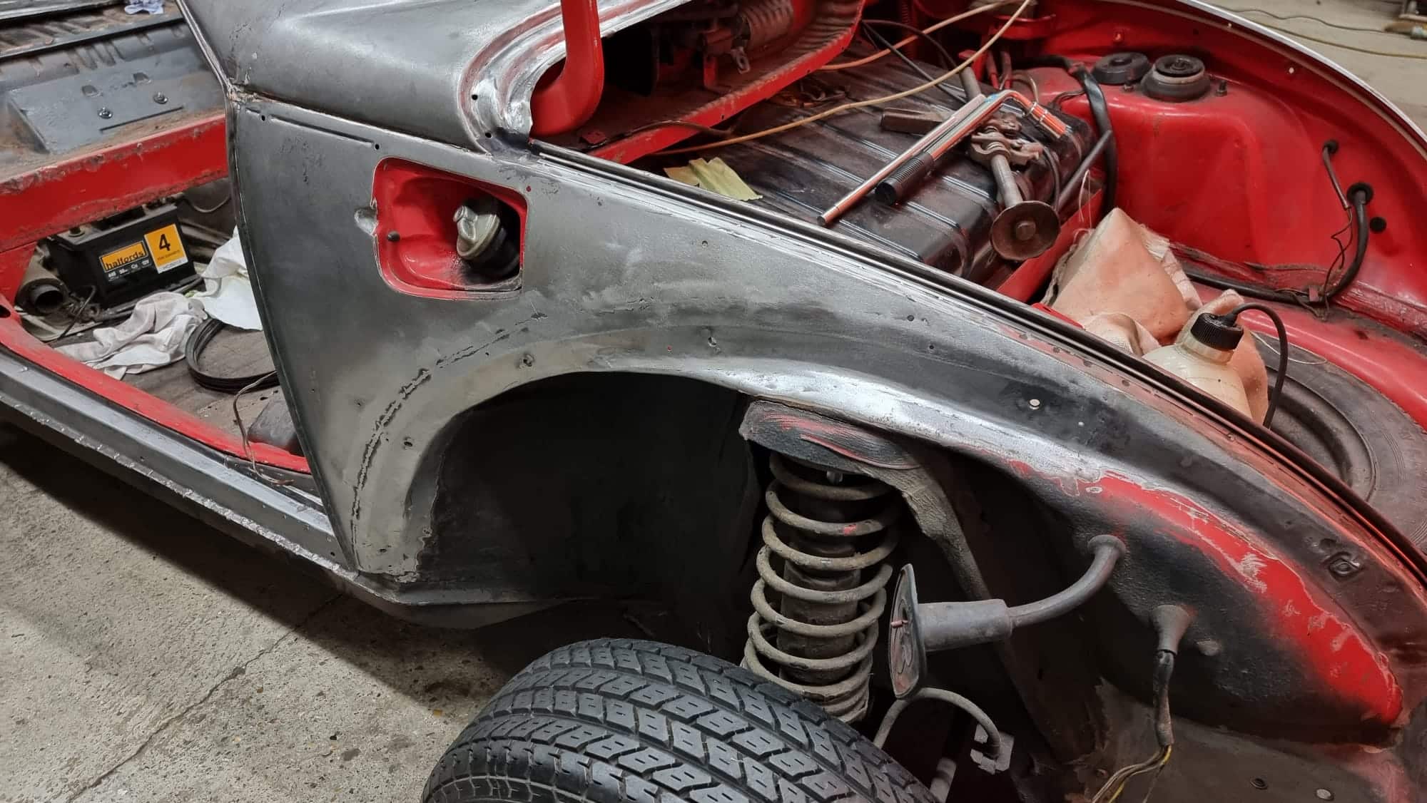 13032023 1974 Volkswagen Beetle Scuttle and Wing repairs 8 1