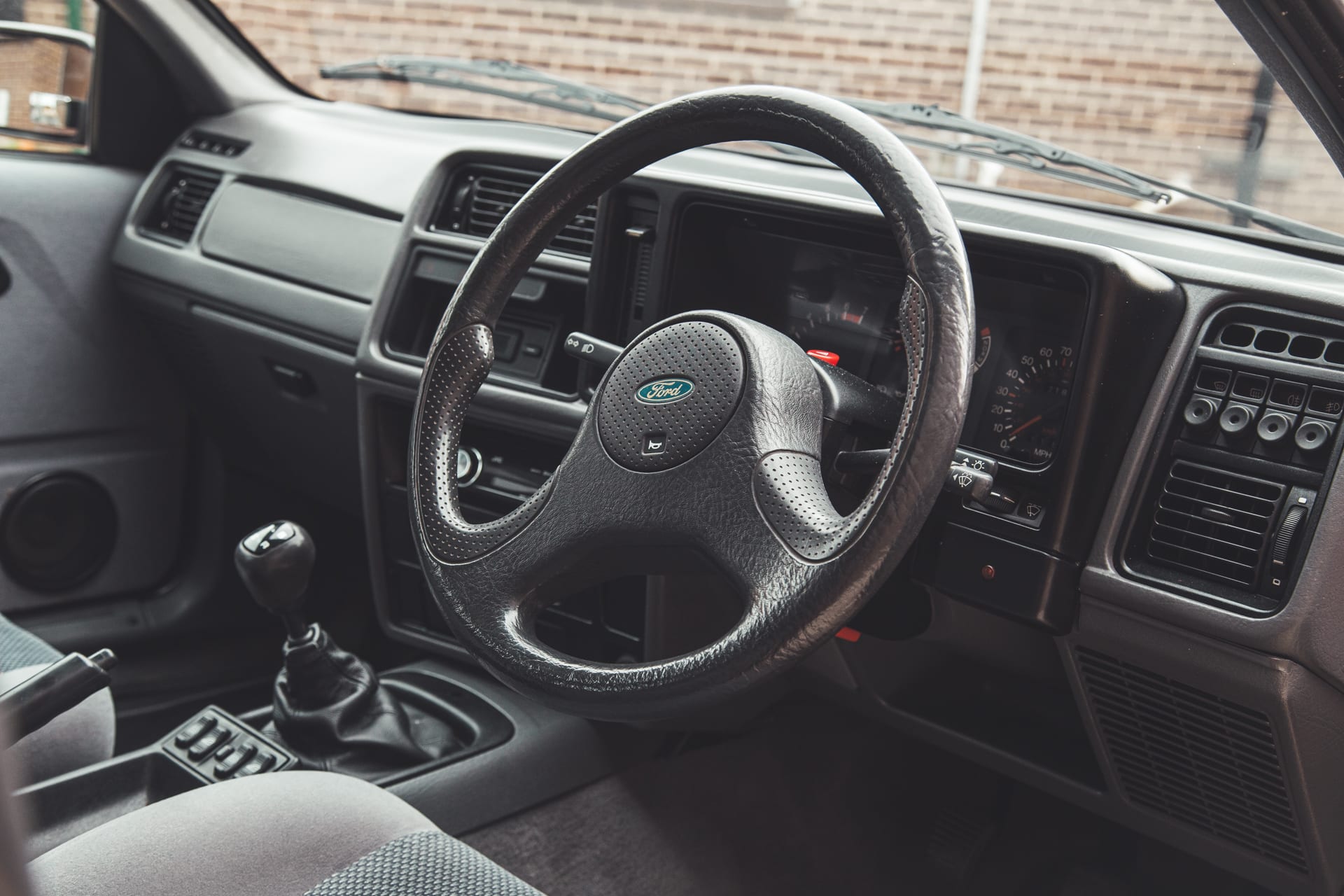 230323 1989 Ford Sierra XR4x4 Arrival 10 1