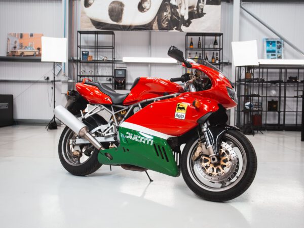 2002 Ducati 900SS - Image 2