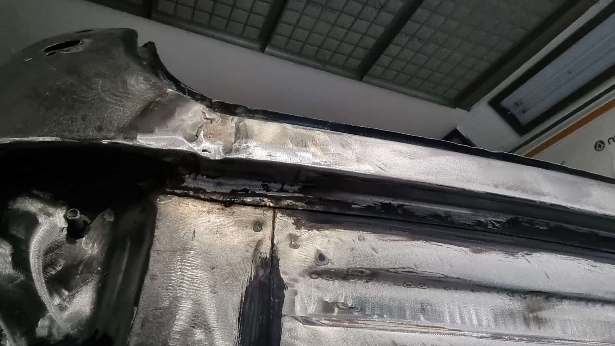 02052023 1964 Daimler 250 V8 Spats Front and rear ends 2 1