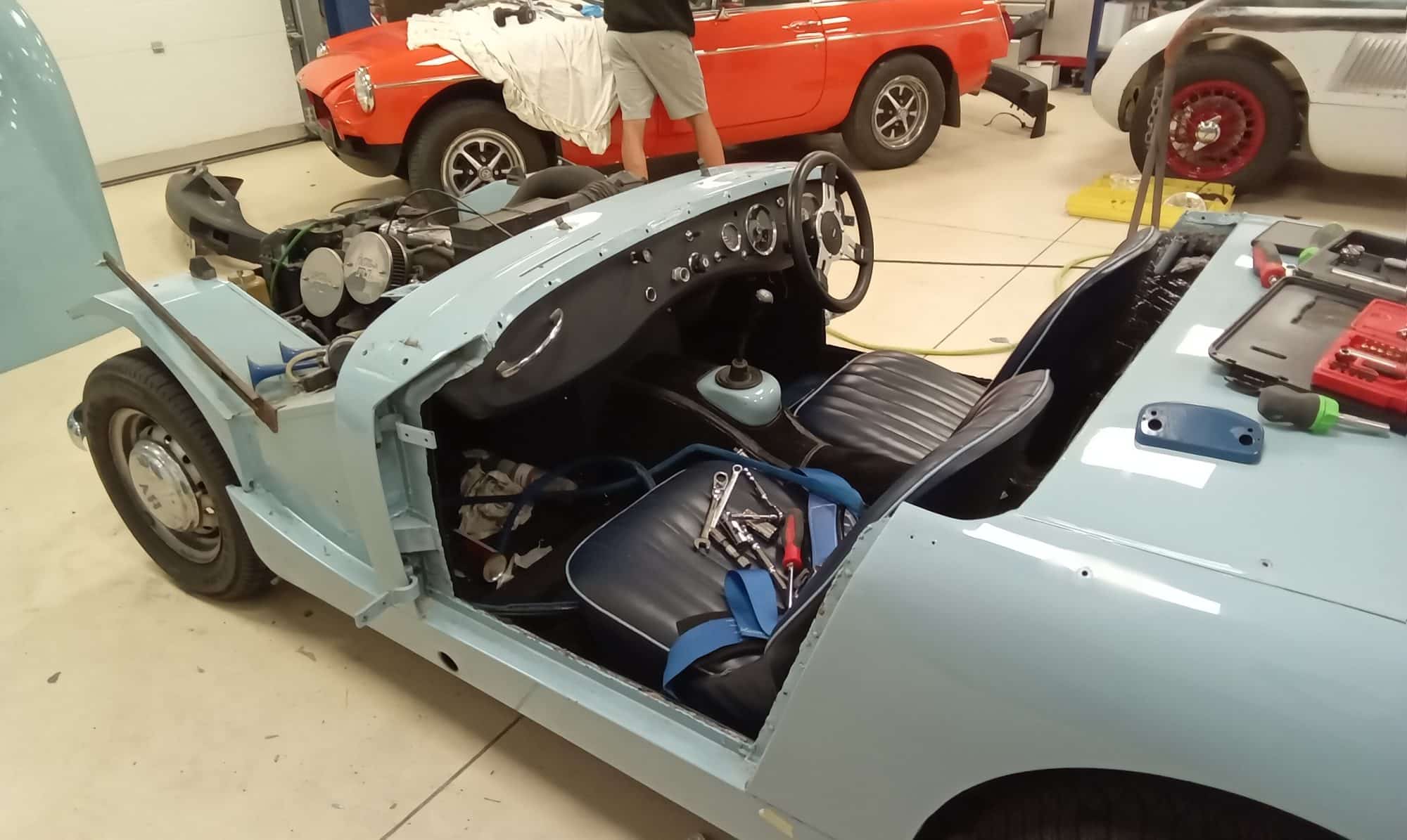 26052023 1958 Austin Healey Frogeye Sprite Strip Paint 20 1
