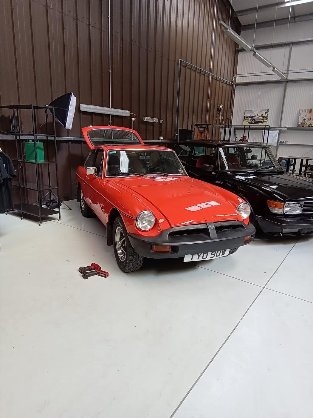 26052023 1980 MGB GT Pre filming check 1 1