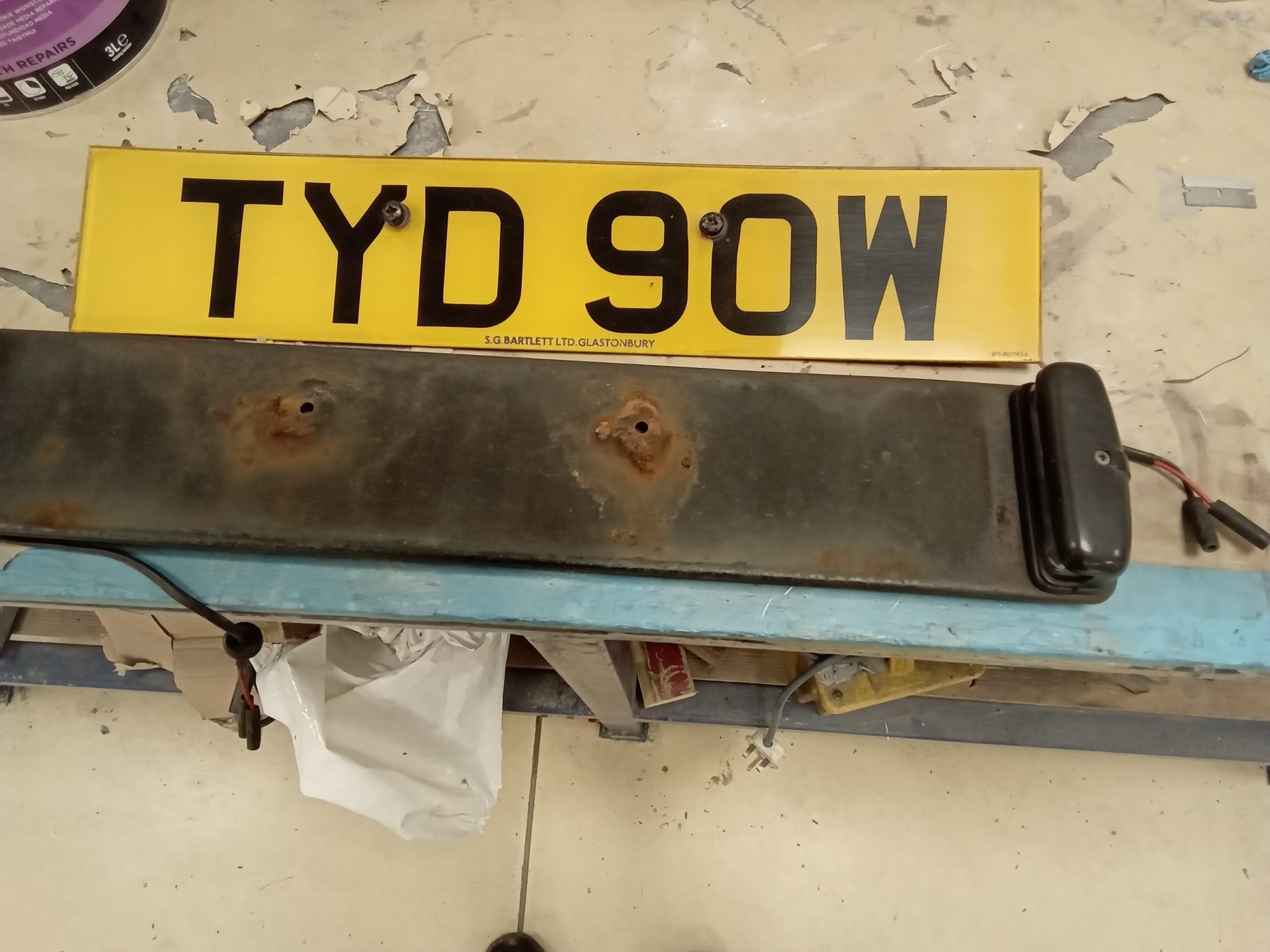 30052023 1980 MGB GT Paint 21
