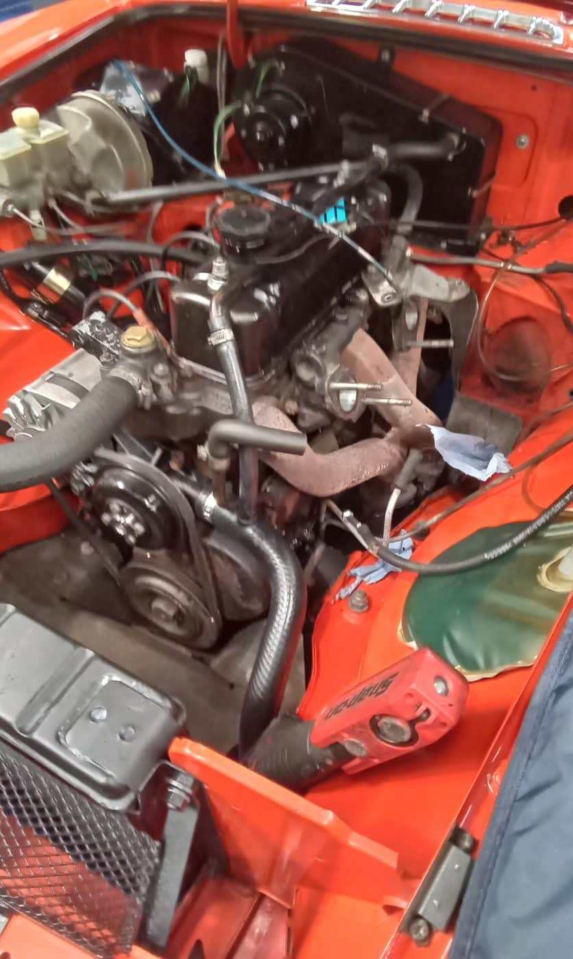 26062023 1980 MGB GT ignition switch and carbs 15 1