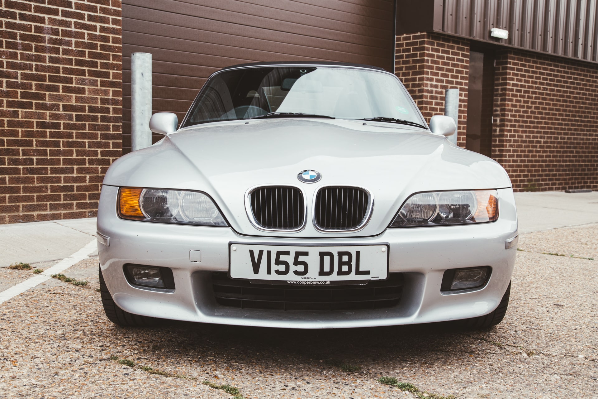 270623 1999 BMW Z3 Arrival Photos 1 1