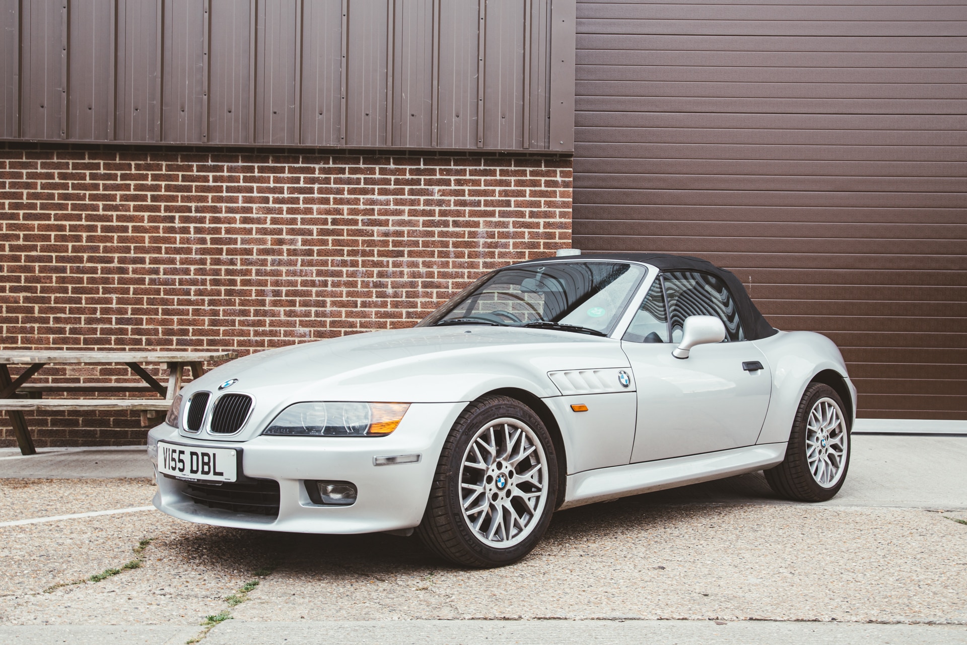 270623 1999 BMW Z3 Arrival Photos 3 2